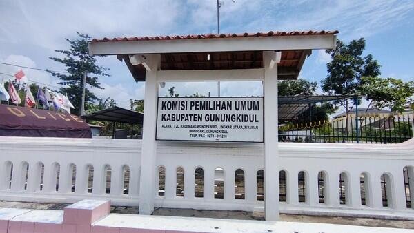 KPU Kabupaten Gunungkidul Luncurkan YANKLINK ONLINE, Wujud Transformasi Digital Pelayanan Publik yang Cepat, Mudah, dan Transparan 46 IMG 20260718 WA0030