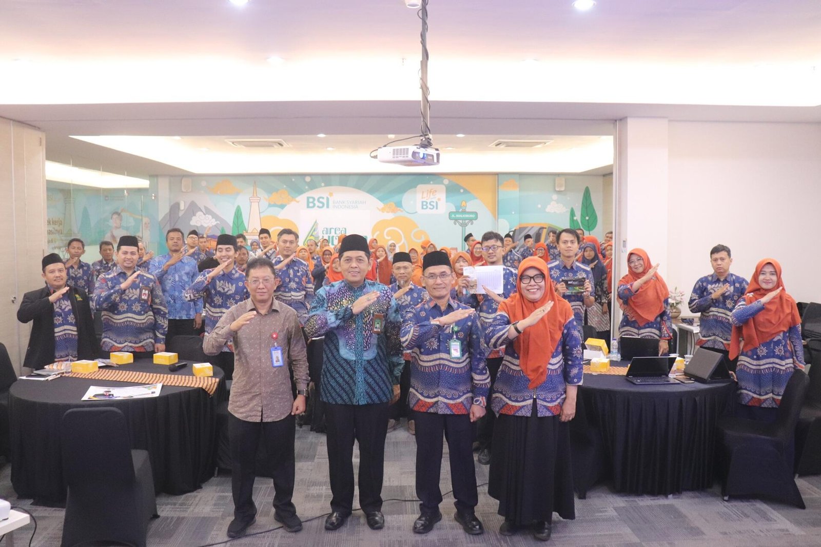 Rapat Kerja MAN 1 Yogyakarta Tahun Pelajaran 2026 Perkuat Komitmen Menuju Madrasah Berdaya Saing Global 48 IMG 2882