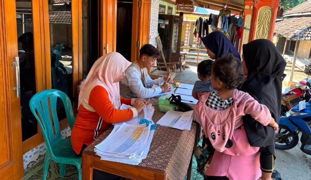 Kontribusi Mahasiswa UM BBM 2026 dalam Menunjang Efektivitas Pelayanan Posyandu di Desa Sumberdodol 47 Dokumentasi program Belajar Bersama Masyarakat (UM BBM) (Sumber: Dokumentasi Panitia Acara)