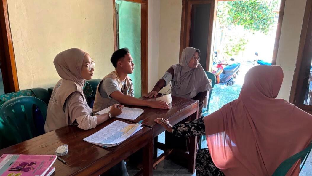 Kontribusi Mahasiswa UM BBM 2026 dalam Menunjang Efektivitas Pelayanan Posyandu di Desa Sumberdodol 48 Dokumentasi program Belajar Bersama Masyarakat (UM BBM) (Sumber: Dokumentasi Panitia Acara)