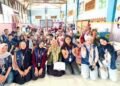 Dokumentasi mahasiswa KKN Kelompok 20 Universitas Brawijaya (UB) PSDKU Kediri saat melaksanakan program Edukasi Gemar Makan Ikan (Sumber: Dokumentasi Pribadi)