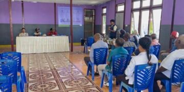 KKN Tematik Kelompok 29 Universitas Cenderawasih Paparkan 17 Program Kerja di Kampung Pasir Hitam 56 Dokumentasi KKN dengan tema Pemberdayaan Masyarakat Berbasis Kearifan Lokal dan Penguatan Ekonomi Kreatif di Kabupaten Kepulauan Yapen (Sumber: Dokumentasi Pribadi)