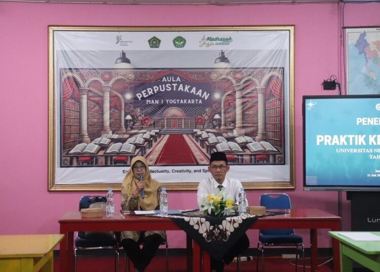 Bertumbuh Menjadi Guru, 15 Mahasiswa Praktikum UNY 2026 Belajar di MAN 1 Yogyakarta 47 IMG 4080