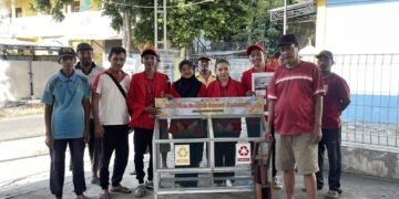 Penerapan Teknologi Tepat Guna: Inovasi Alat Pres Botol Berbasis Sampah Terpilah di Desa Purwodadi, Gresik 56 IMG 5586 1 1 1