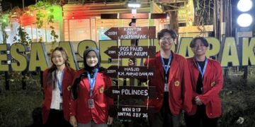 Mahasiswa Pengabdian Masyarakat Untag Surabaya Rancang Penunjuk Arah Bertenaga Plts Untuk Penerangan Otomatis Di Desa Asempapak, Kecamatan Sidayu, Kabupaten Gresik 56 IMG 8526