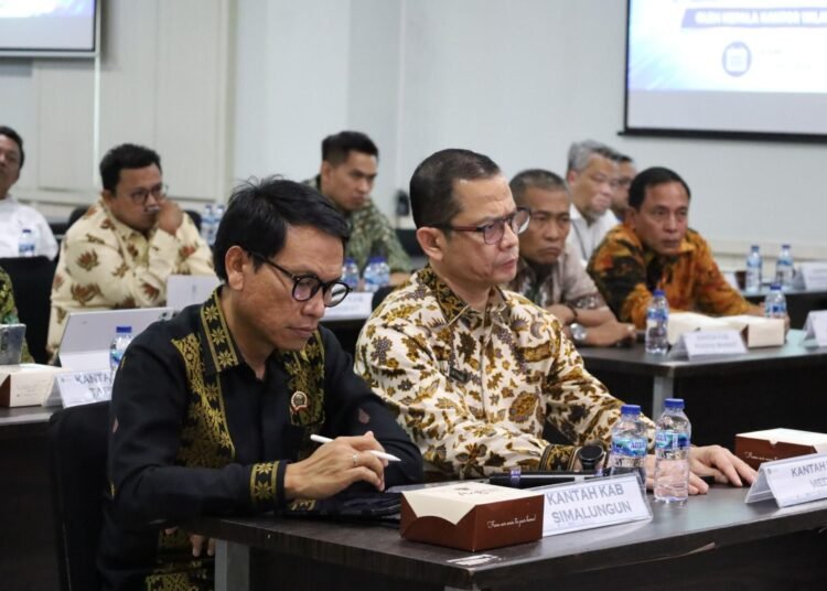 Kepala Kantor Pertanahan Kabupaten Simalungun Hadiri Pembinaan Transformasi Pelayanan Pertanahan Tingkat Provinsi Sumatera Utara 46 IMG 9516 300KB