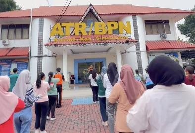 Jaga Kebugaran dan Pererat Kebersamaan, Kantor Pertanahan Kabupaten Simalungun Laksanakan Senam Pagi Bersama 46 Screenshot 2026 07 17 at 15.32.19