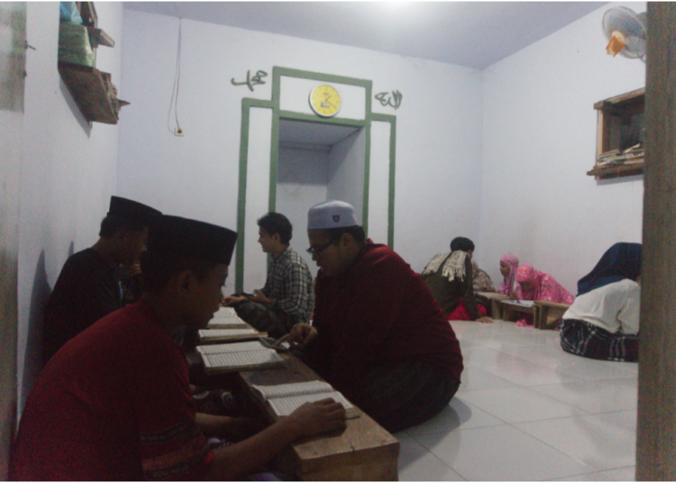 Mahasiswa KKN Universitas Islam Negeri Sunan Ampel Surabaya Kelompok 148 Mendampingi Pembelajaran TPQ di Desa Wonorejo 46 Screenshot 2026 07 13 20 44 21 701 com.miui .gallery
