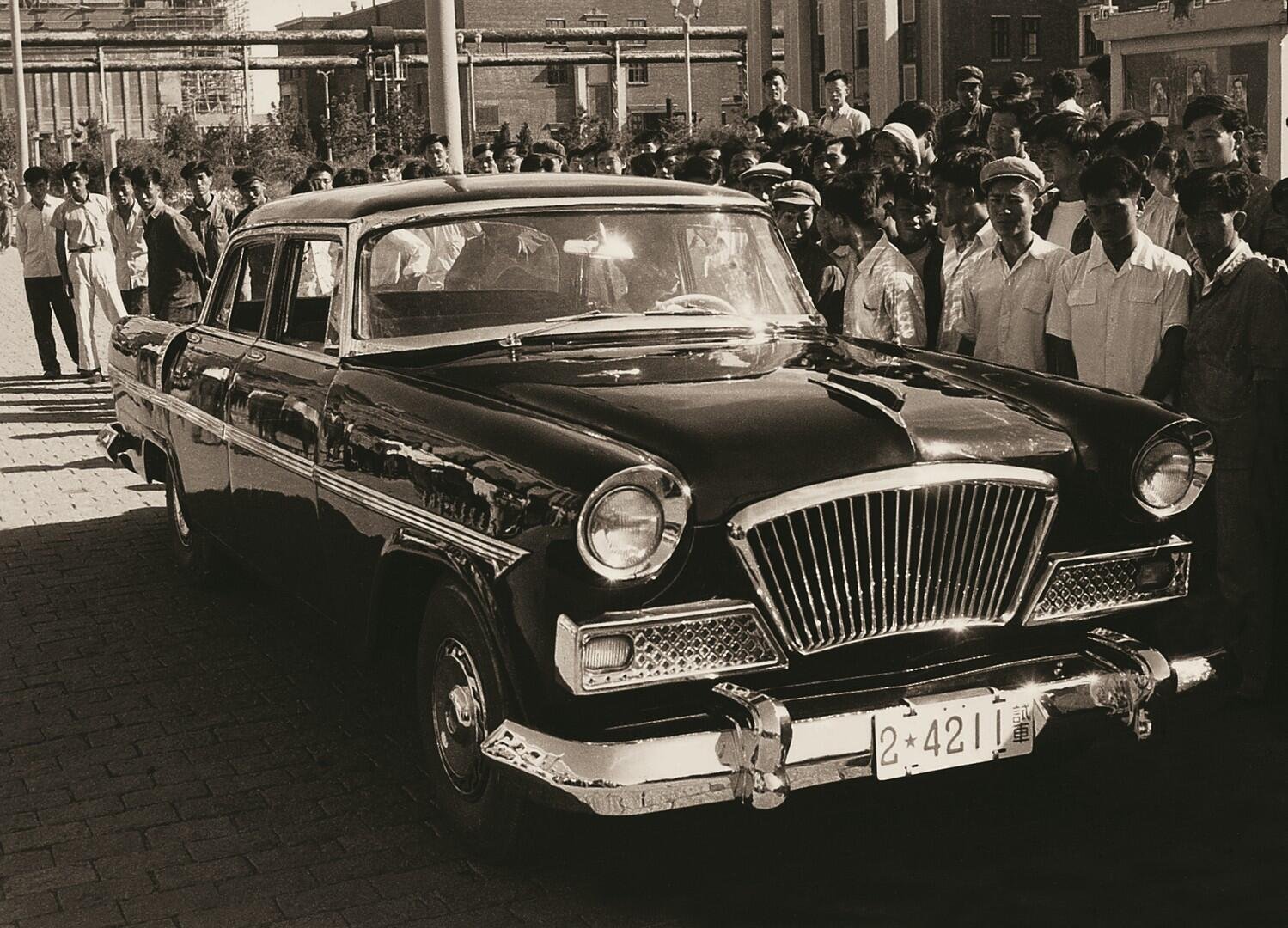 Hongqi, Ketika Sebuah Nama Tumbuh Menjadi Sebuah Warisan 48 Hongqi, Ketika Sebuah Nama Tumbuh Menjadi Sebuah Warisan