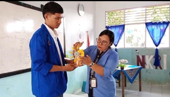 Percobaan Alat Peraga Edukasi Turbin PLTA untuk pembelajaran Matematika