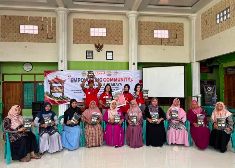Transformasi Sampah Menjadi Pupuk: Program KKN Mahasiswa di Mojopuro Gede dengan Teknologi Biopori 46 WhatsApp Image 2026 07 09 at 21.42.35