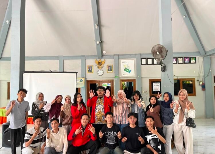 Pelestarian Batik Pelemahan melalui Media Digital dan E-Commerce 46 WhatsApp Image 2026 07 12 at 19.26.57 1