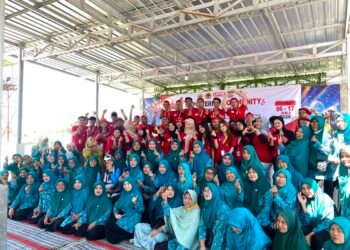 Mahasiswa KKN Untag Surabaya Gelar Pelatihan Manajemen Waktu dan Motivasi Usaha untuk Pelaku UMKM di Desa Golokan 46 WhatsApp Image 2026 07 12 at 20.17.52