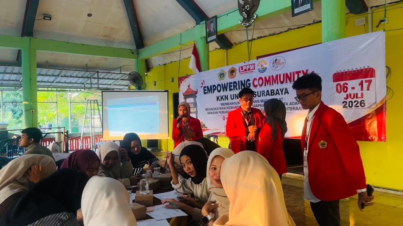 Mahasiswa KKN Untag Surabaya Gelar Pelatihan Business Model Canvas bagi Karang Taruna di Desa Raci Kulon 47 WhatsApp Image 2026 07 13 at 14.16.23 1