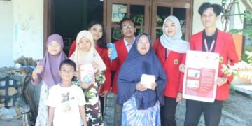 Pengabdian Masyarakat Mahasiswa UNTAG Surabaya Pasang Filter Air Payau, Menjawab Permasalahan Kualitas Air RT 03 Desa Pegundan 56 Penyerahan Filter Air Teknologi Tepat Guna dari Mahasiswa UNTAG SBY kepada Warga Desa Pegundan