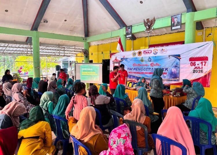 Tingkatkan Higiene, Mahasiswa Untag Kenalkan Kemasan Vakum ke UMKM Raci Kulon 46 WhatsApp Image 2026 07 13 at 22.50.42