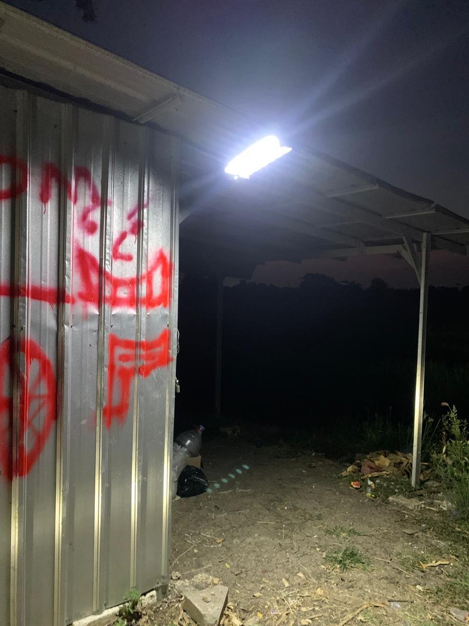 Gelap Gulita Jadi Terang Benderang: Tim PKM Untag Surabaya "Sulap" Gudang Pupuk di Raci Kulon Pakai Panel Surya 47 WhatsApp Image 2026 07 13 at 23.17.43