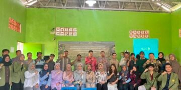 Penguatan Kelembagaan Bumdesma Sari Bumi Pule Lewat Konstruksi Model Bisnis Simplisia Jahe 56 Gambar 1 Focus Group Discussion
