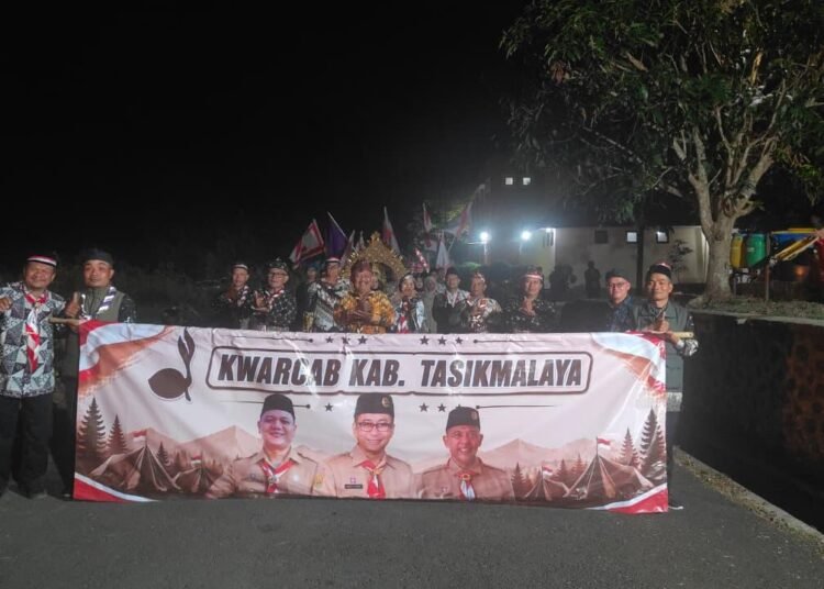 Pramuka Kabupaten Tasikmalaya Tunjukkan Soliditas Dukung Hari Jadi ke-394, Ikut Sukseskan Parade Festival Batik Sukapura 48 WhatsApp Image 2026 07 25 at 08.28.15 1