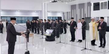 Wamen Ossy Lantik 78 Pejabat Struktural, Tegaskan Rotasi dan Promosi Perkuat Birokrasi yang Adaptif 32 a8165318 6673 4c77 9cba 5f1e38040f7d