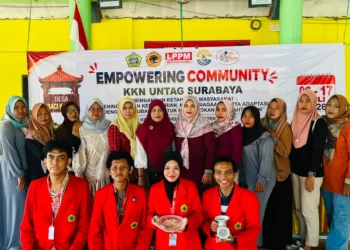 Tingkatkan Produktivitas UMKM, Tim KKN Untag Surabaya Hibahkan Alat Penggiling Daging di Desa Raci Kulon 46 adi