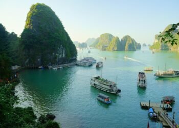 Vietnam, Halong bay