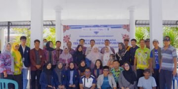 Pengabdian kepada Masyarakat Dosen D4 Administrasi Publik UNESA Desa Plintahan