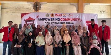 Mahasiswa KKN Untag Surabaya Dampingi UMKM Desa Asempapak Gresik Terapkan Sistem Pembayaran QRIS 56 pelatihan