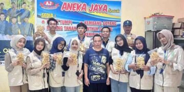 Mahasiswa KKN UIN WALISONGO Mengikuti pelatihan pembuatan keripik di Kampung Keripik Desa Blerong Kabupaten Demak 56 240066