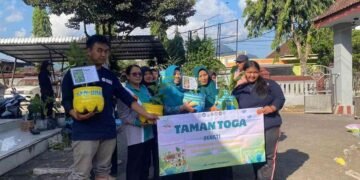 BBK 8 Desa Tempurejo Wujudkan Apotek Hidup melalui Penanaman Tanaman Obat Keluarga untuk Mendukung SDG 3 (Good Health and Well-Being) 48 240815