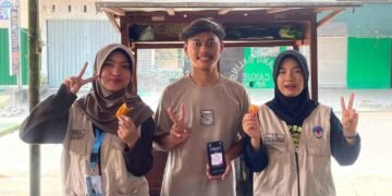 Dorong Digitalisasi UMKM, KKN UPGRIS Berdampak Kelompok 47 Dampingi Pembuatan QRIS di Desa Batursari 58 264881