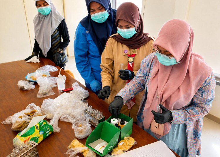 Balai POM Bima Pastikan Sampel Produk Perikanan Aman dari Formalin