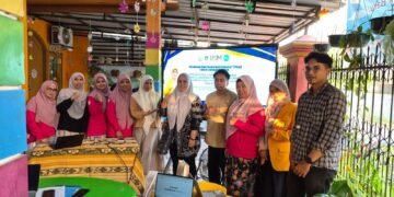Foto kegiatan PKN UNM tingkatkan literasi guru melalui media pembelajaran digital (Sumber: Dokumentasi Pribadi)