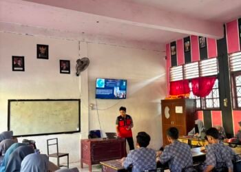 Mahasiswa KKN 116 UNHAS Tingkatkan Literasi Cuaca melalui Edukasi “Melek Cuaca Sejak Dini” di MA/MTs DDI Amparita 46 IMG 20260813 WA0018
