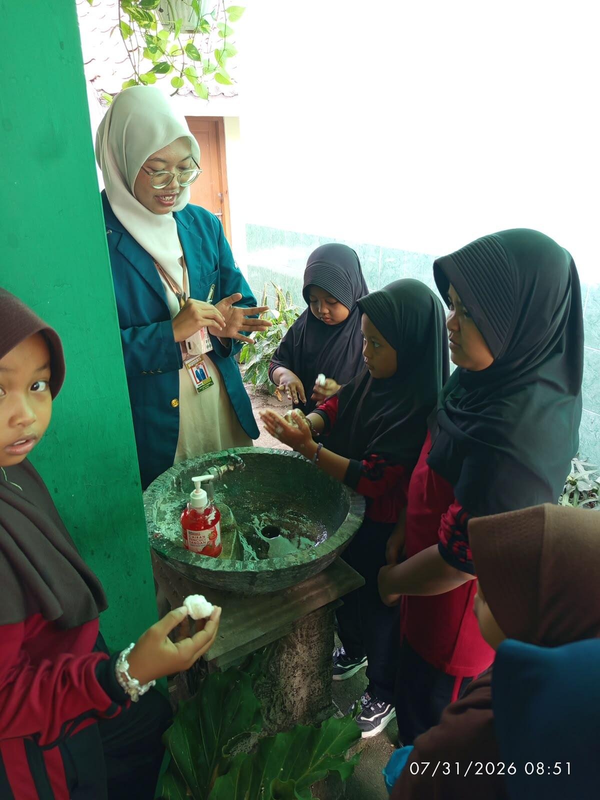 Wujudkan Desa Peduli Pendidikan, KKN Tim II Undip Hadirkan 11 Program Edukatif untuk tingkatkan kualitas Pendidikan bagi Siswa SDN Pakang 49 IMG 20260820 WA0006
