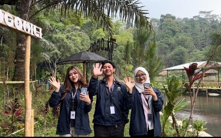 Bangkitkan Potensi Wisata Desa, Mahasiswa KKN UPGRIS 2026 Angkat Nama Tlogomili ke Panggung Digital 46 IMG 20260821 WA0018