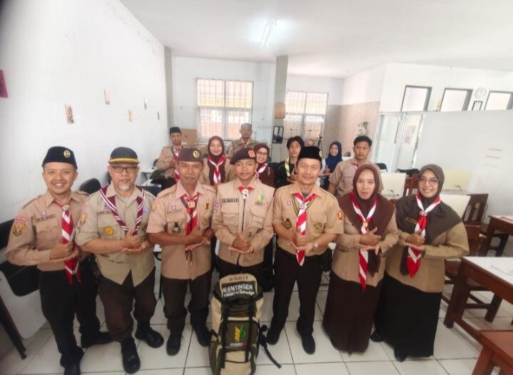 Dilepas Kwarran Pagerageung, Al-Zalfa Siswa MTs. YSB Suryalaya Siap Bawa Nama Tasikmalaya di Jamnas XII 2026 47 IMG 20260807 161138