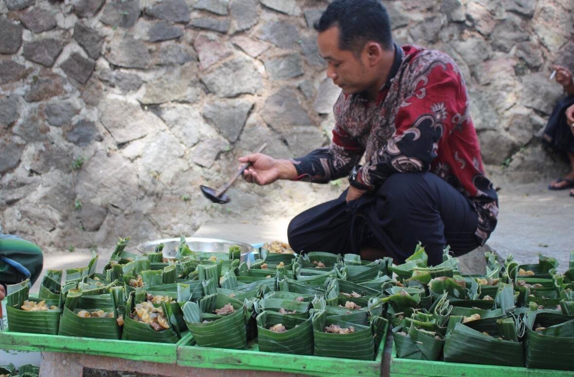 Tradisi Becekan di Padukuhan Jetissumur Terus Dilestarikan sebagai Warisan Budaya Masyarakat 48 Ilustrasi Tradisi Becekan di Padukuhan Jetissumur (Sumber: Dokumentasi Pribadi)