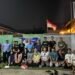 Dari Limbah Menjadi Manfaat, Mahasiswa KKN UMK 2026 Edukasi Warga Desa Prambatan Kidul Mengolah Puntung Rokok Menjadi Biopestisida Ramah Lingkungan 57 Dokumentasi Sabtu (1/8/2026) yang diikuti oleh para bapak-bapak di halaman rumah warga. (Sumber: Dokumentasi Pribadi)