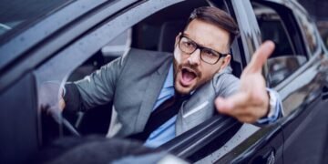 Ilustrasi fenomena road rage (Sumber: Magnific/Freepik)
