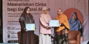 Imas Maslahul Islahiah Pakar Pemateri Parenting Islam Untuk Sekolah di Bekasi