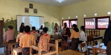 Dikira Cuma Bercanda, Mahasiswa KKN-P 27 Ajak Siswa SDN 1 Tosari Kenali Bullying 56 Screenshot 2026 08 30 16 04 53 796 com.microsoft.office.word edit