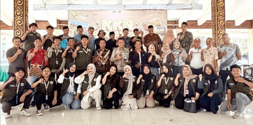 Inovasi KKN 171 UMM: Sulap Limbah Kulit Kopi Menjadi Briket Ekonomis "Brikopi Harjo" Sebagai Salah Satu Solusi untuk Mengatasi Limbah Kulit Kopi 47 Dokumentasi Kegiatan Pelatihan dan Edukasi Briket dari Kulit Kopi)(Sumber: Dokumentasi Pribadi)