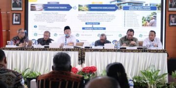 Berikan Pengarahan di NTT, Menteri Nusron: Pelayanan Pertanahan Harus Berangkat dari Kebutuhan Masyarakat 28 WhatsApp Image 2026 08 05 at 10.48.31