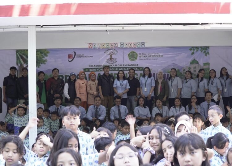 Hari Konservasi Nasional, RSI Siti Hajar dan Sekawan Bumi Dorong Generasi Muda Peduli Bumi dan Kesehatan Siswa Sekolah Pembangunan Jaya 47 WhatsApp Image 2026 08 13 at 14.47.57