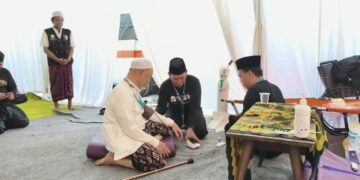 KH. R. Abdus Salam Mujib Manfaatkan Layanan Tim Kesehatan RSI Siti Hajar di Muktamar NU ke-35 Jombang 60 WhatsApp Image 2026 08 29 at 18.10.50