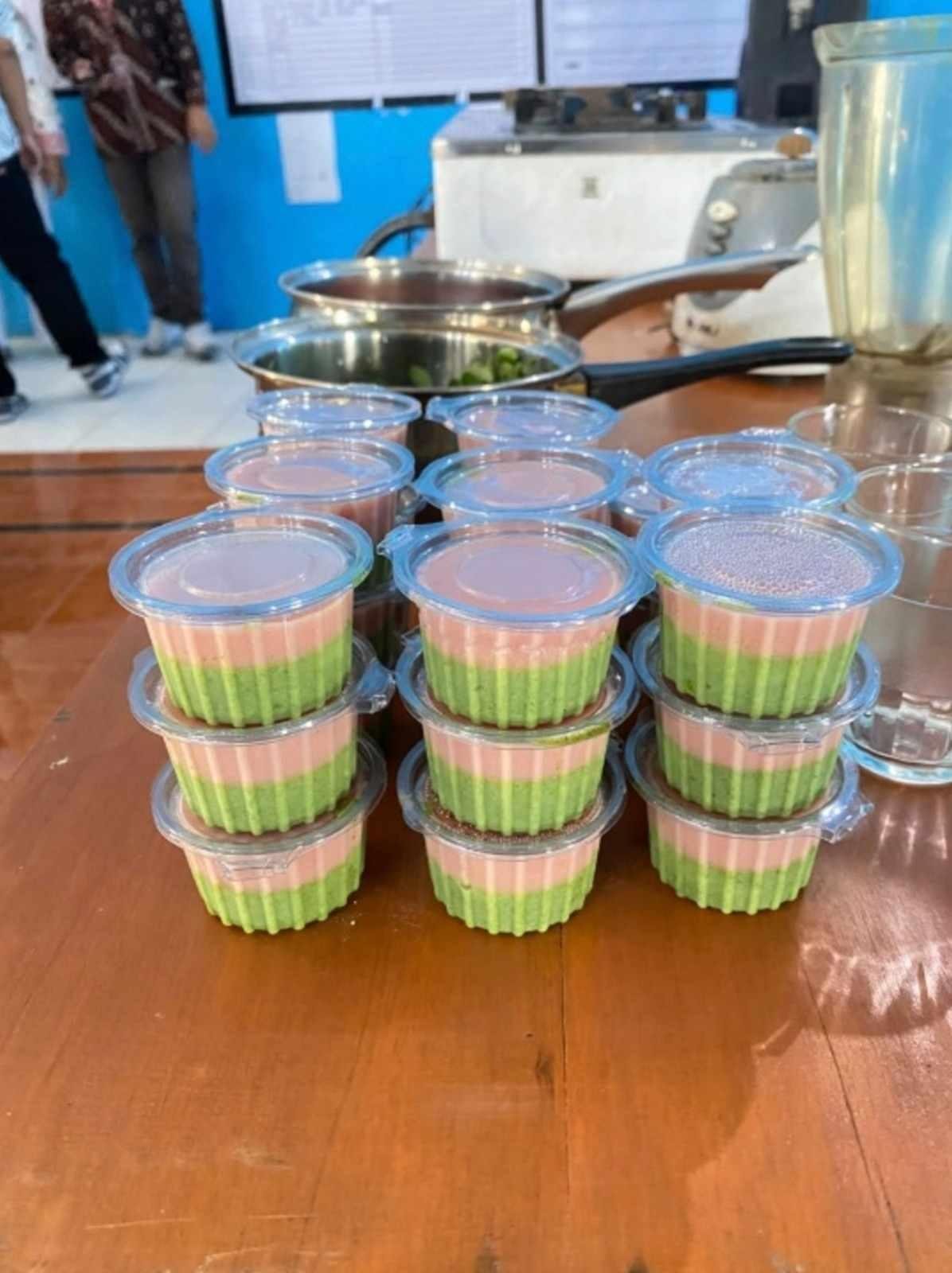 Aksi Nyata Cegah Stunting: Mahasiswa KKN UMP kenalkan puding kelor dan jambu biji di Desa Karanganyar 47 20199 100kb