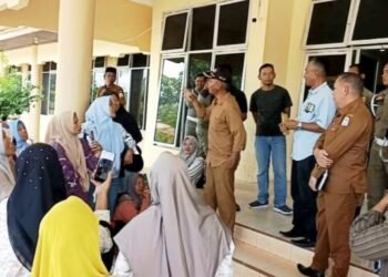 Kecewa Janji Manis Bupati, Emak-Emak Korban Banjir Geruduk Kantor Bupati Aceh Singkil Tagih Dana Jadup Tahap Dua 46 20260908 screenshot 20260908 193142 chrome