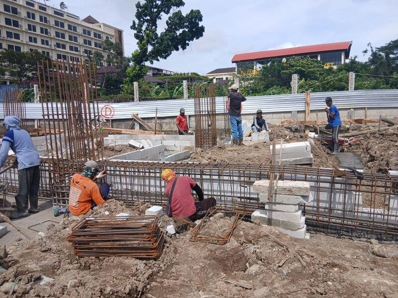 Mahasiswa Teknik Sipil Pelajari Langsung Pekerjaan Tie Beam pada Pembangunan Gedung Fakultas Teknik dan Informatika UPGRIS 49 4b55c5e3 667f 4947 8a5b 7d2d35a9483d
