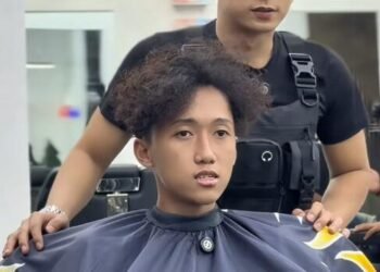 Kepster Bocil, Saat Konten Potong Rambut di TikTok Berubah Menjadi Strategi Membangun Bisnis Barbershop 49 IMG 20260910 WA00051